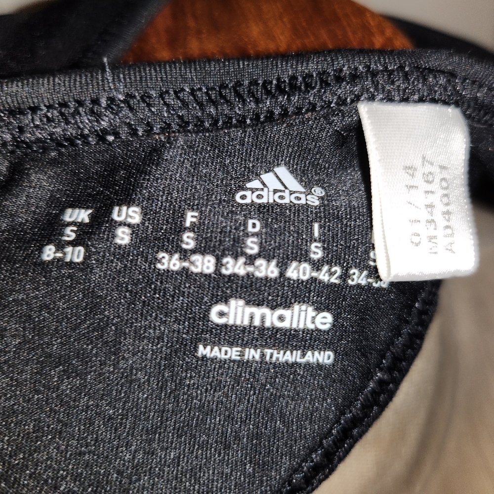 NWOT Adidas running tank. Black. Small. - Picture 3 of 5